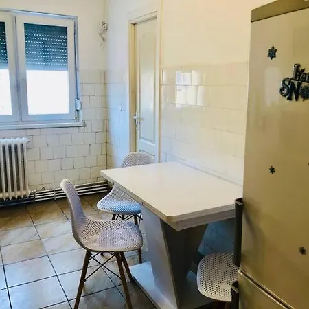 Joy Family Ultracentral *